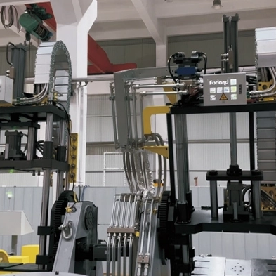 Наклоняемая установка для гравитационного литья под давлением