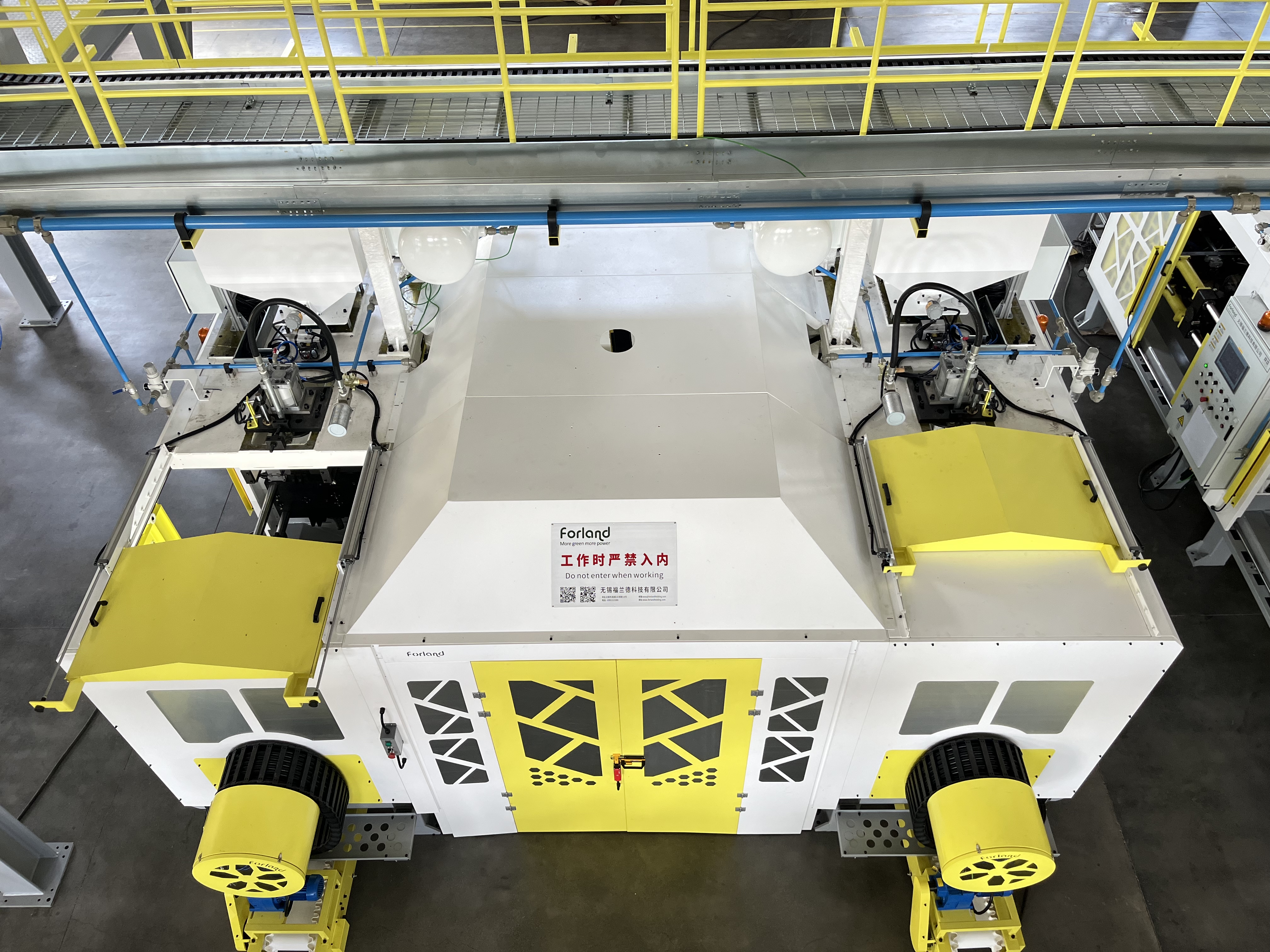 Устройство для удаления керна с горячим ящиком вертикального типа