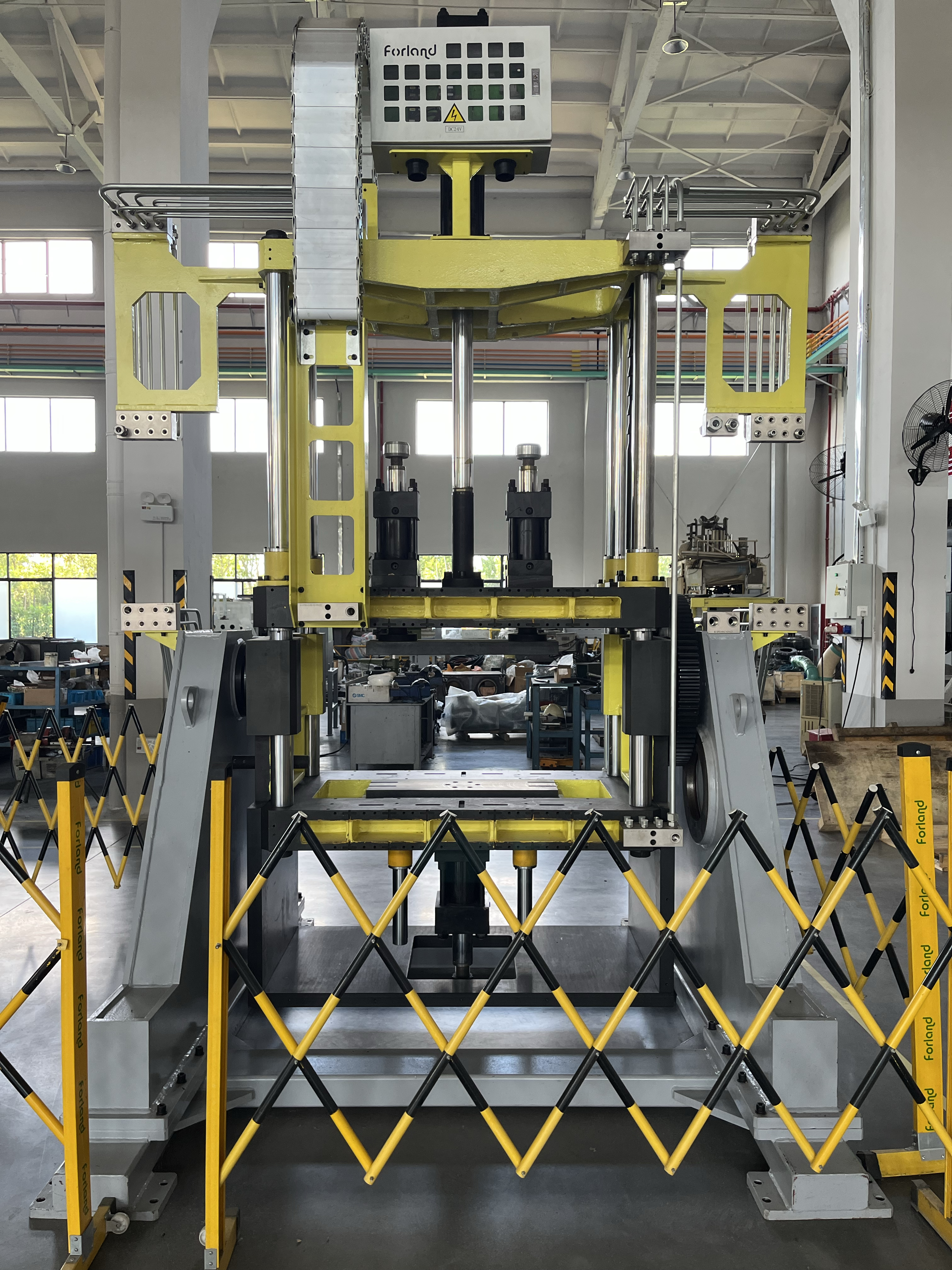 Наклонная гравитационная кастинговая машина